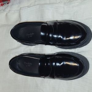 EUC BLACK PENNY LOAFERS
